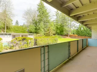 Photo #2: 21068090 Listing