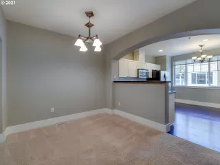 Photo #3: 21069645 Listing 