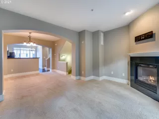 Photo #6: 21069645 Listing 