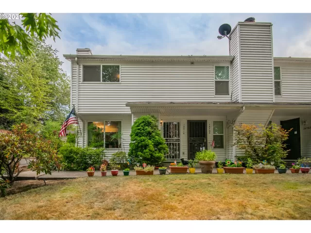 MLS: 21069970 Condo For Sale