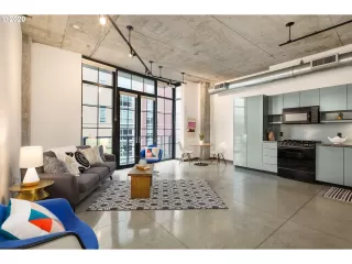 Photo #4: 21071312 Listing 