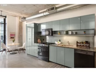 Photo #5: 21071312 Listing 