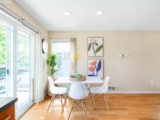 Photo #1: 21072778 Listing