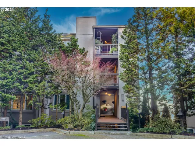 MLS: 21073070 Condo For Sale