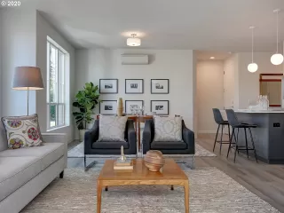 Photo #5: 21073730 Listing