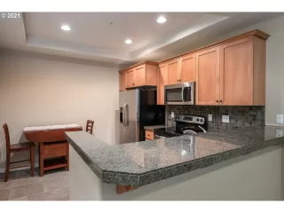 Photo #3: 21073891 Listing