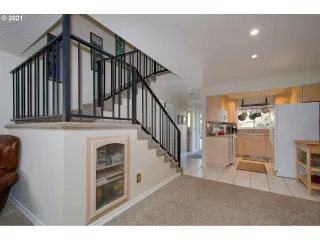 Photo #3: 21074147 Listing