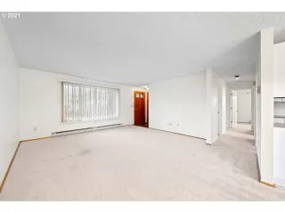 Photo #2: 21074449 Listing