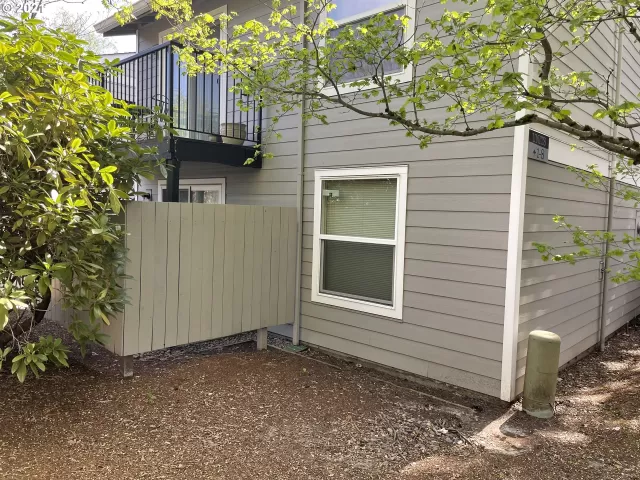 MLS: 21074564 Condo For Sale