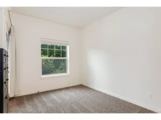 Photo #3: 21075853 Listing 