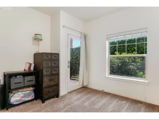 Photo #4: 21075853 Listing 