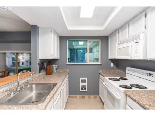 Photo #1: 21076125 Listing 