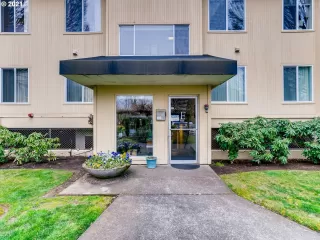 Photo #1: 21076823 Listing