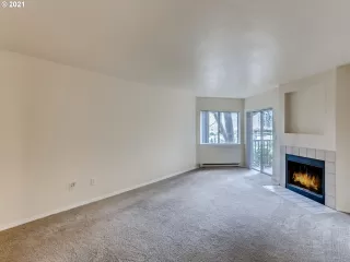 Photo #2: 21076823 Listing