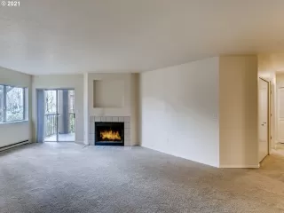 Photo #3: 21076823 Listing