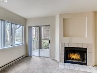 Photo #5: 21076823 Listing