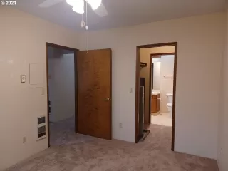 Photo #3: 21076916 Listing