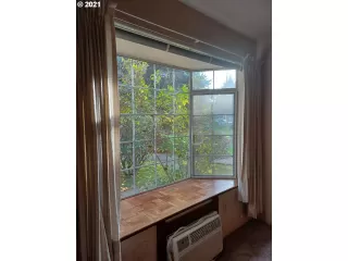 Photo #6: 21076916 Listing