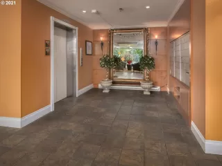 Photo #1: 21077172 Listing