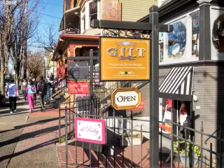 Photo #6: 21077269 Listing