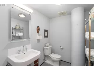 Photo #4: 21077672 Listing 