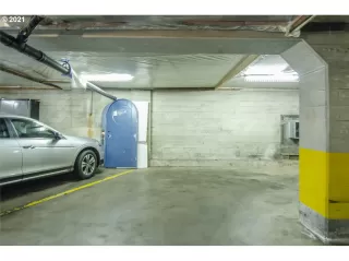 Photo #2: 21077812 Listing