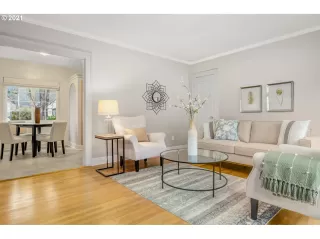 Photo #4: 21077812 Listing