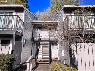 Photo #1: 21078624 Listing