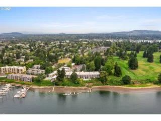 Photo #1: 21079417 Listing