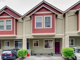 More Details about MLS # 21079454 : 8678 NE TRAFALGAR LN