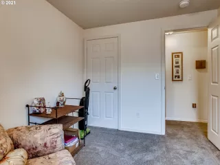 Photo #5: 21079454 Listing 