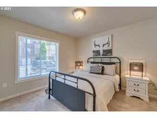Photo #2: 21080075 Listing 