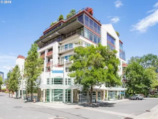 More Details about MLS # 21080836 : 455 S HAMILTON CT 602