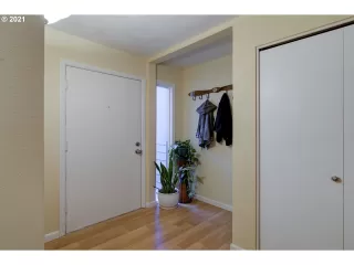 Photo #2: 21081217 Listing