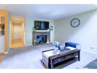 Photo #6: 21081217 Listing