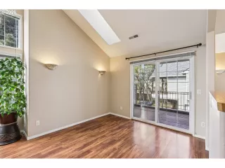 Photo #6: 210823841 Listing