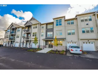 Photo #2: 21082572 Listing