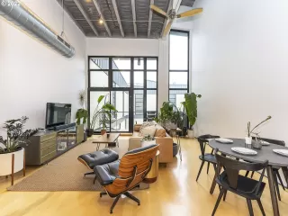 Photo #4: 21082612 Listing 