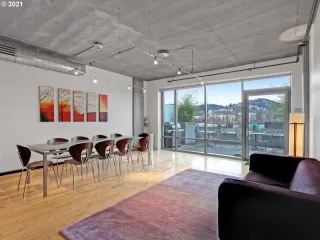 Photo #6: 21083236 Listing 