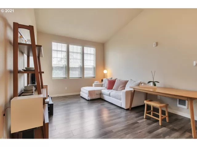 MLS: 21083894 Condo For Sale