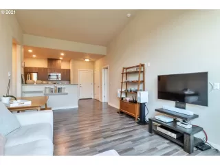 Photo #1: 21083894 Listing