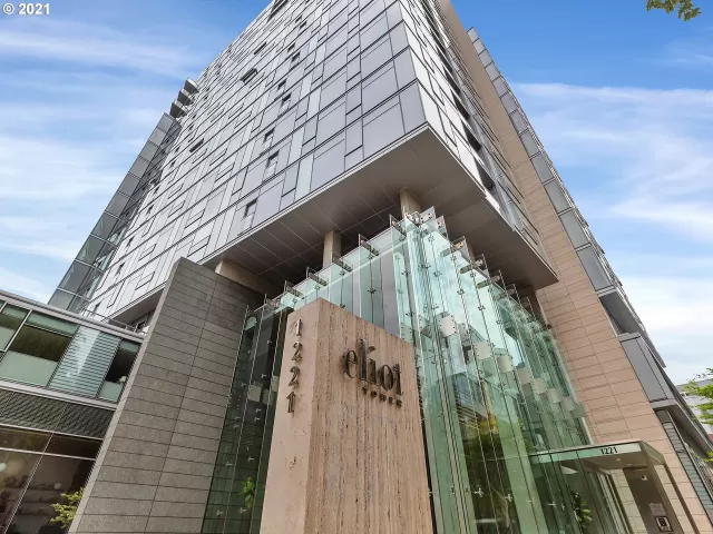 MLS: 21084913 Condo For Sale