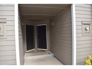 Photo #2: 21085129 Listing