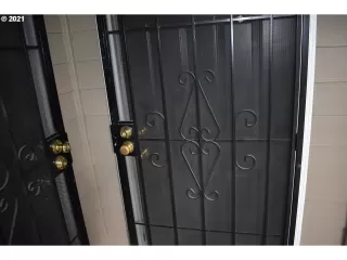 Photo #3: 21085129 Listing