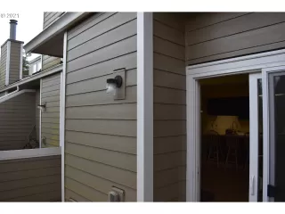 Photo #6: 21085129 Listing