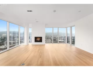 Photo #4: 21086943 Listing