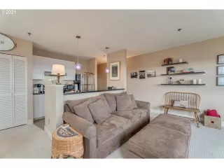 Photo #6: 21087188 Listing 