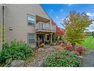 Photo #3: 21087443 Listing