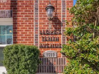 Photo #2: 21088008 Listing