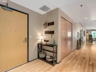 Photo #4: 21088235 Listing 